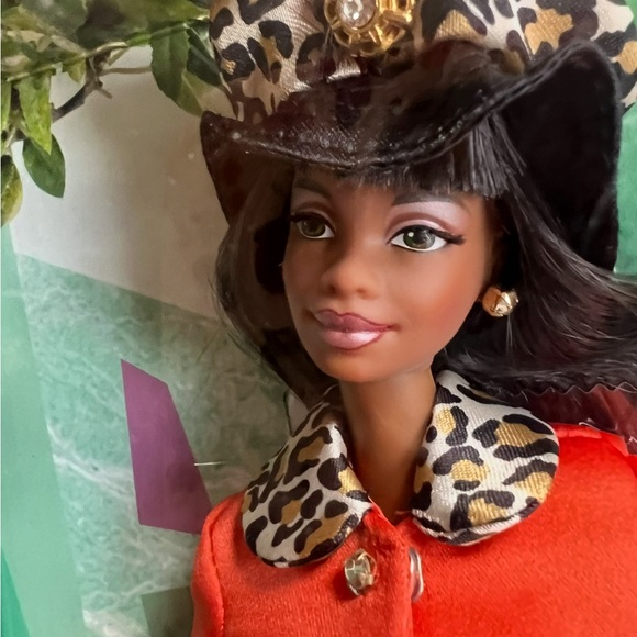 Barbie Tangerine Twist Doll in Orange Ensemble - Picture 4 of 9